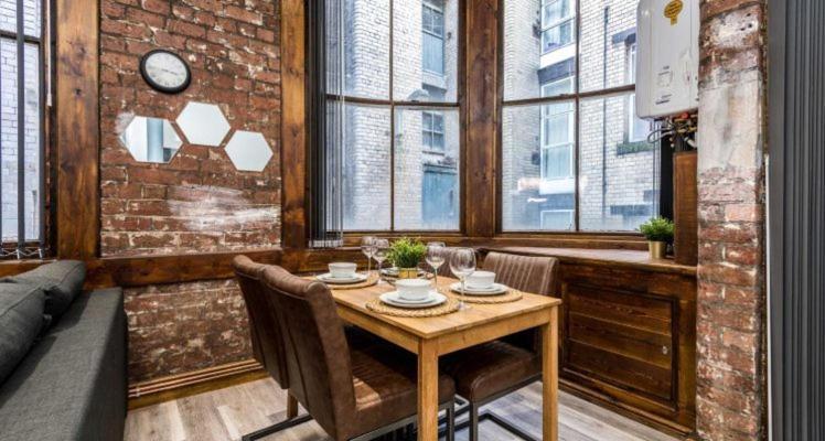27 Stanley Street Aparthotel By Ustay ลิเวอร์พูล ภายนอก รูปภาพ