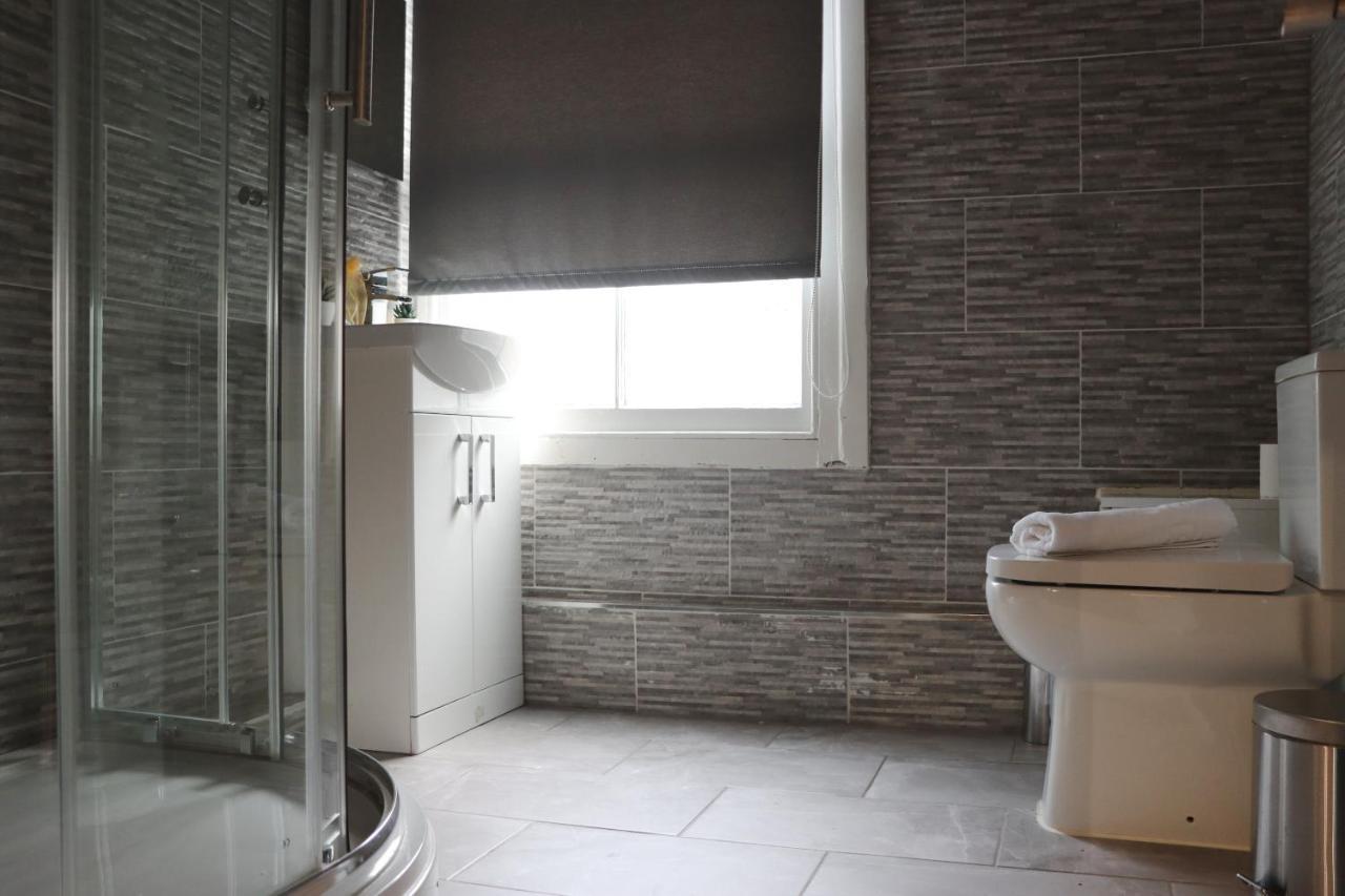 27 Stanley Street Aparthotel By Ustay ลิเวอร์พูล ภายนอก รูปภาพ