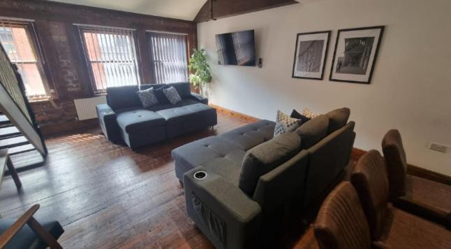 27 Stanley Street Aparthotel By Ustay ลิเวอร์พูล ภายนอก รูปภาพ
